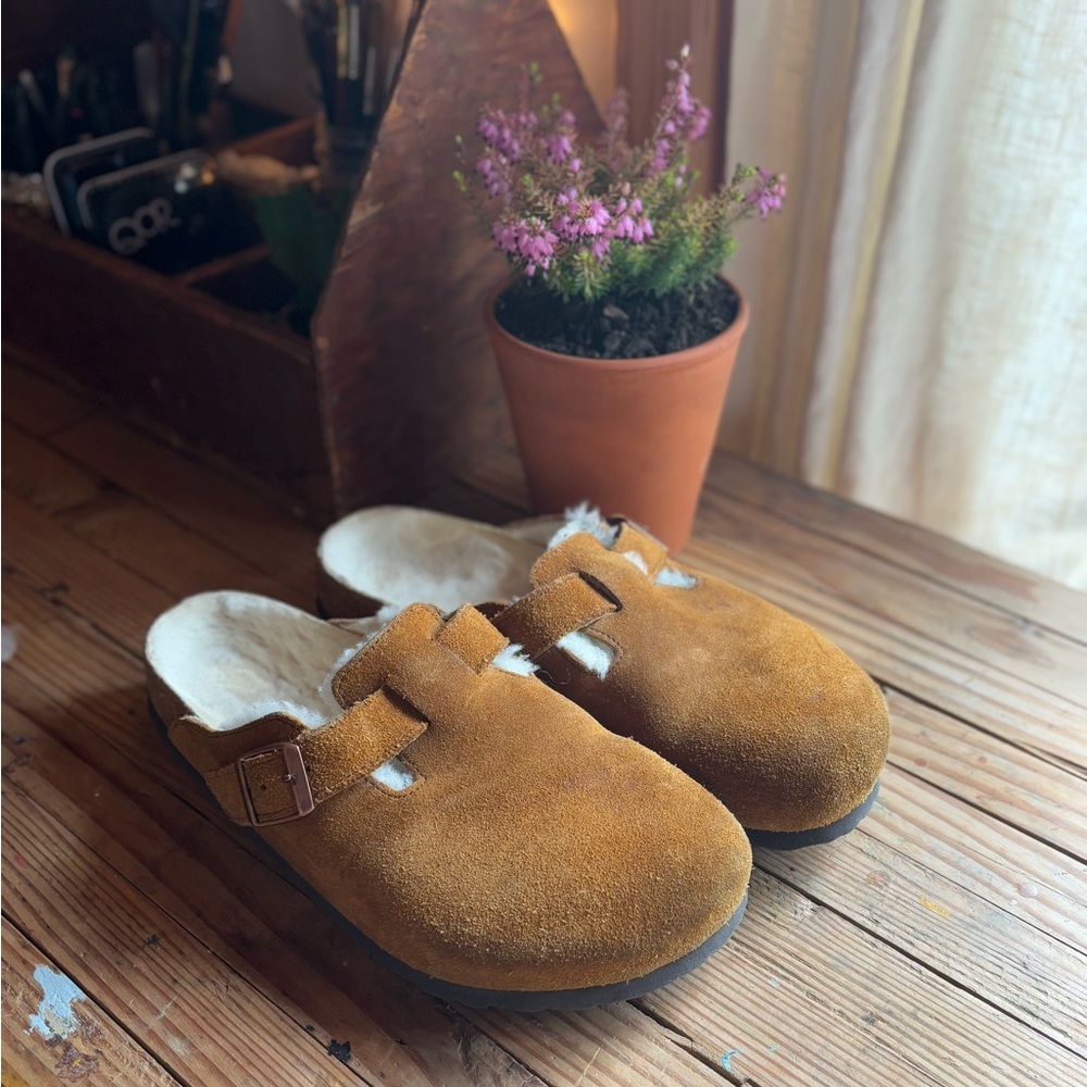BIRKENSTOCK Shearling Boston Clogs in Mink Suede